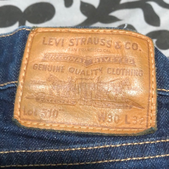 Levis Jean's 510 Dark Wash W30 L32 skinny jean - Picture 2 of 2